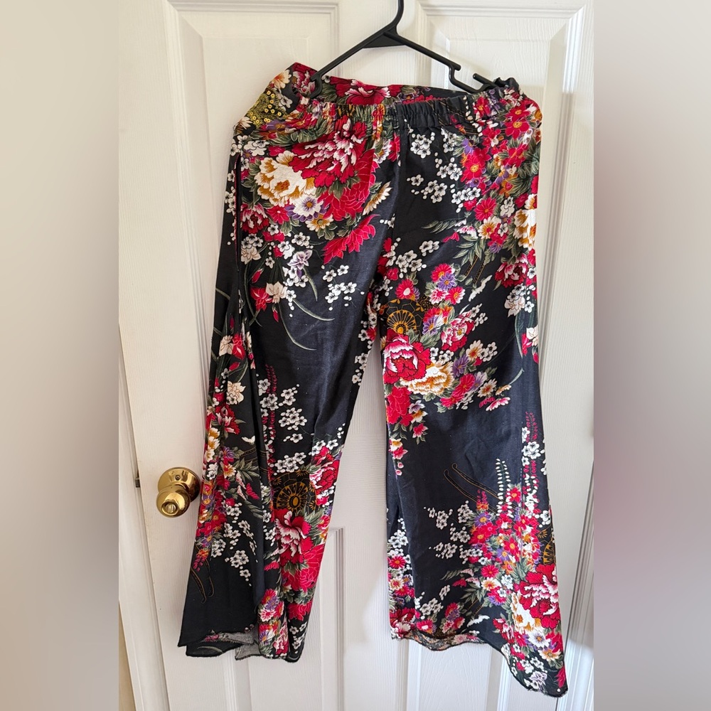 Black Floral Wide-Leg Pants w/ Gold Embroidered Waist